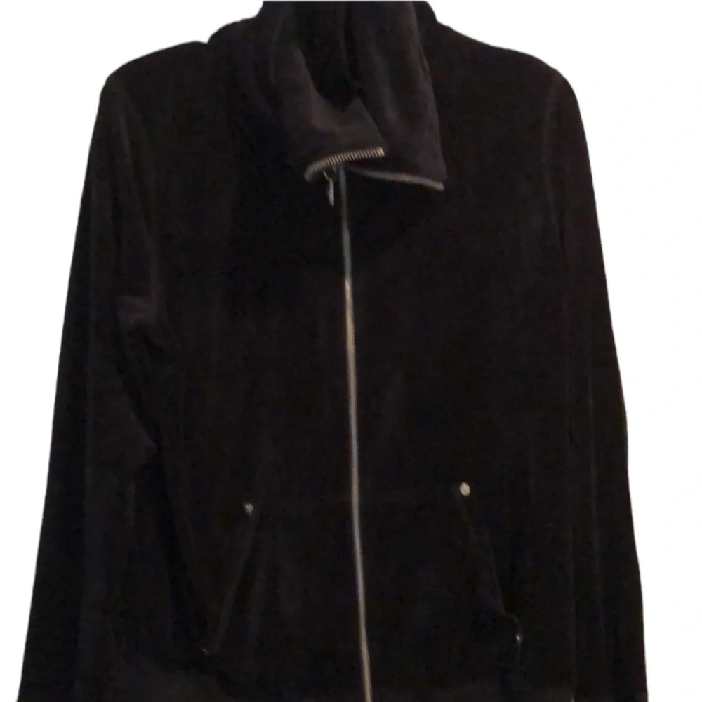 Micheal Kors size LG -XL black velour jacket & pull on pants track suit 2 piece